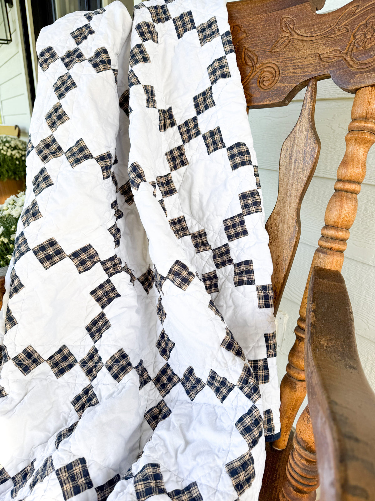 The Hawthorne Quilt-Navy